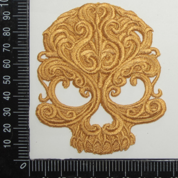Medium gold skull #LSOE013